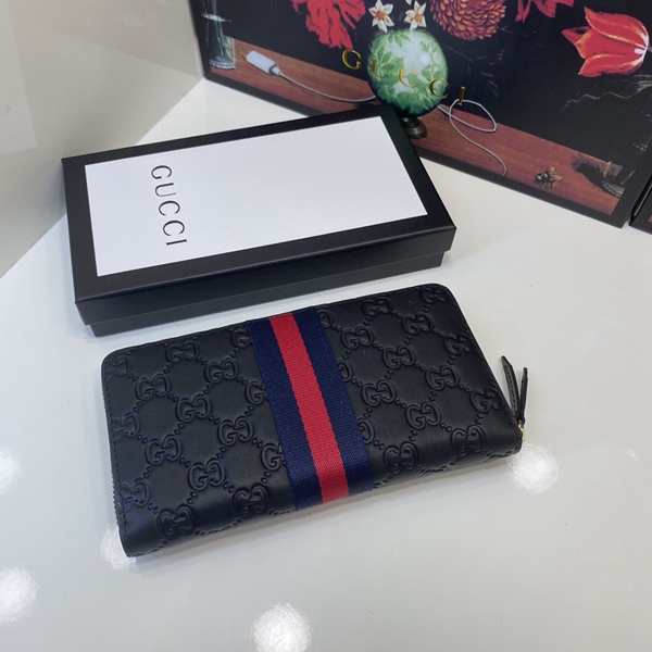 グッチ財布コピー内部構造